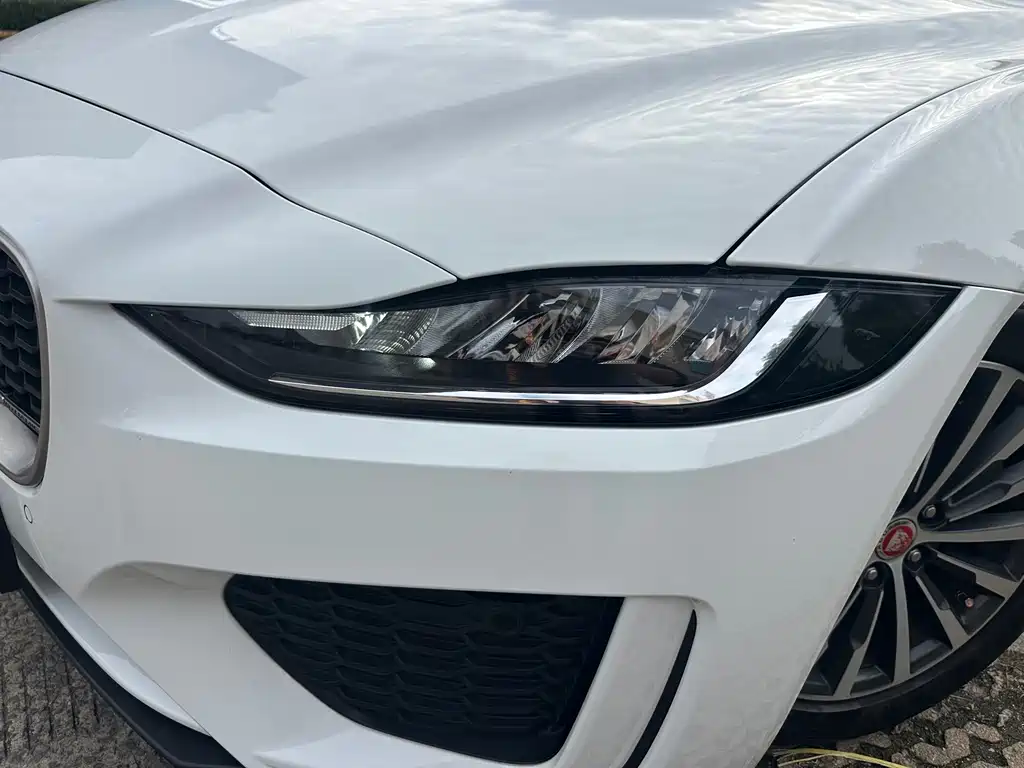 Jaguar XEL — миниатюра 9