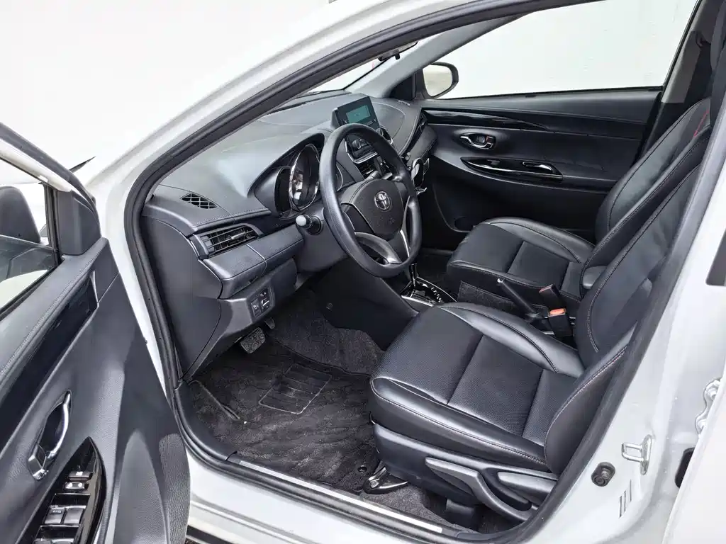 Toyota Yaris L Zhixuan YARiS L 2021 1.5L CVT Luxury