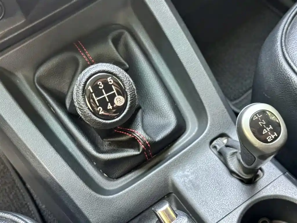 BAIC BJ40 2014 2.4L MT