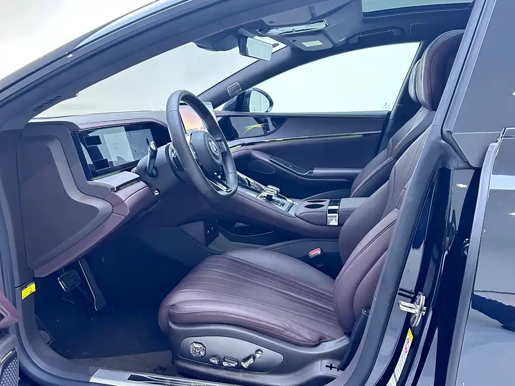 Denza Z9GT 2024 1100 Ultra