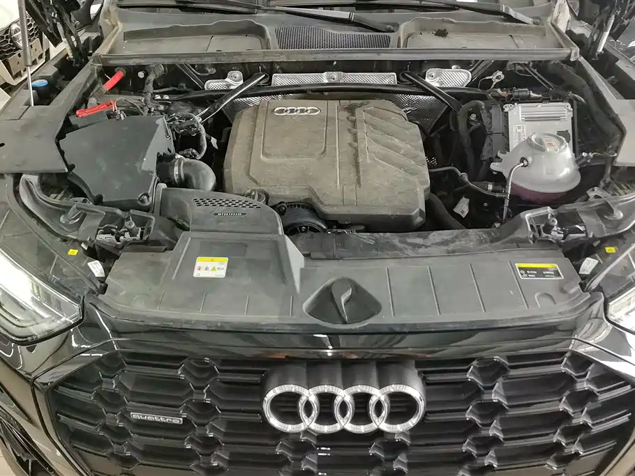 Audi Q5L 2024 40 TFSI Luxury