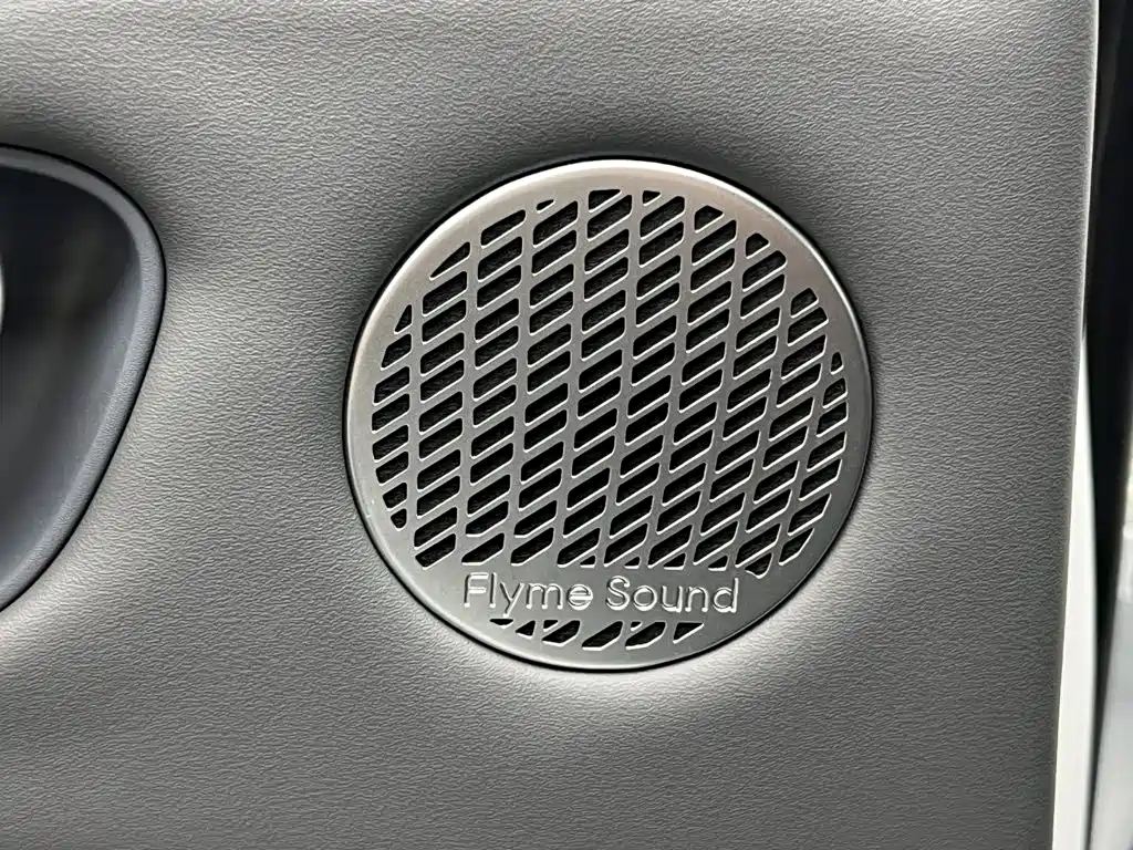 Geely 博越REV — миниатюра 25