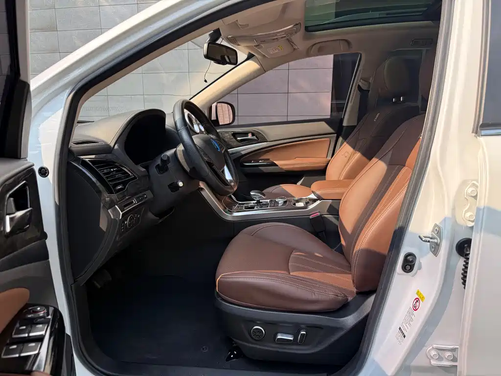 BYD Tang 2017 2.0T
