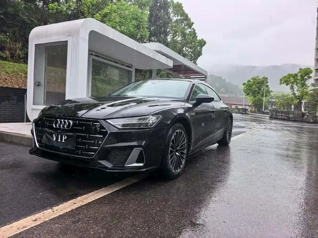 Audi A7L 2024 45TFSI S-line