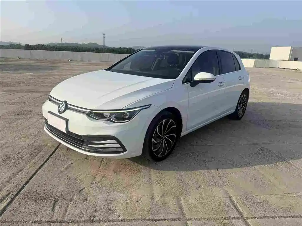 Купить Volkswagen Golf
