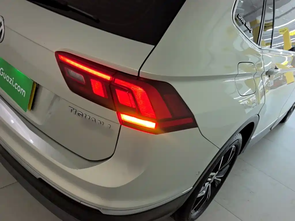 Volkswagen Tiguan L — миниатюра 8