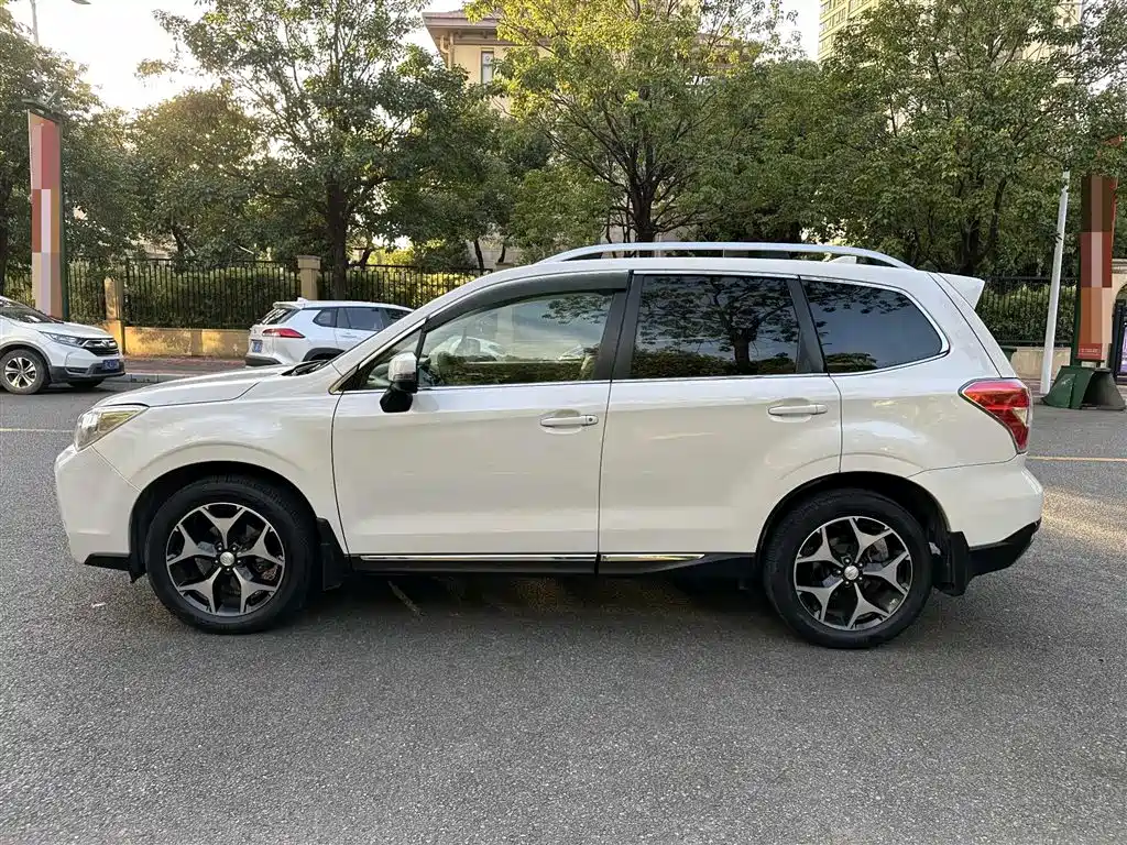 SUBARU FORESTER