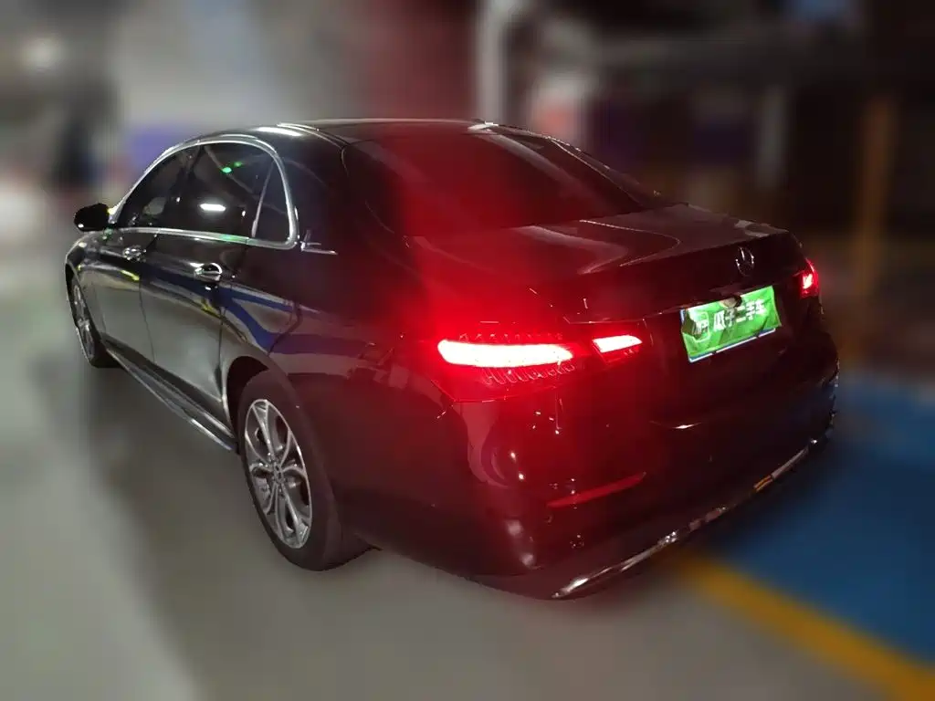 Mercedes-Benz E-Class — миниатюра 25