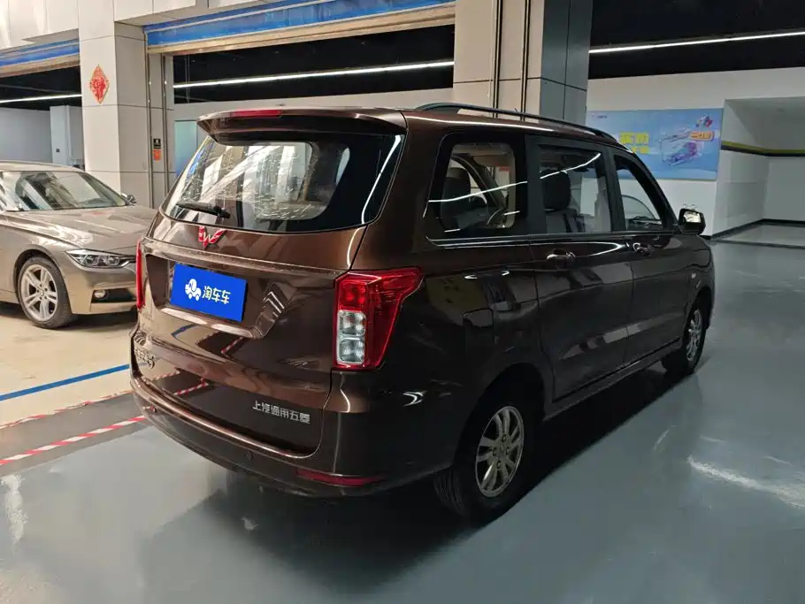 Wuling Hongguang — миниатюра 3