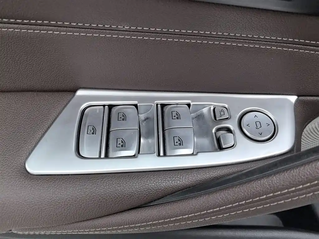 BMW 5 Series 5 2020 525Li Luxury