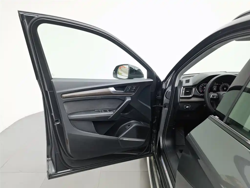 Audi Q5L 2022 45T