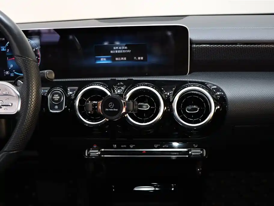 Mercedes-Benz A-Class A 200 L Sport Sedan, фото 14