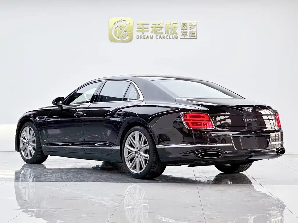 Bentley Flying Spur — миниатюра 5