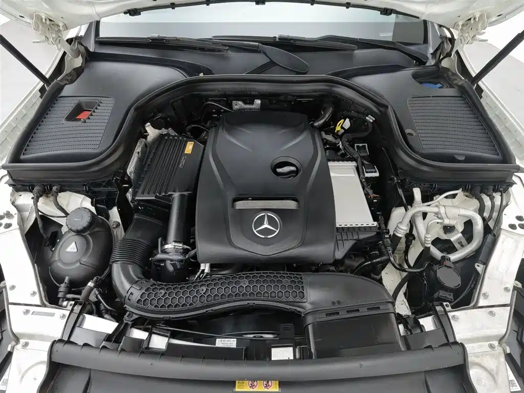 Mercedes-Benz GLC 2017 GLC 200 4MATIC
