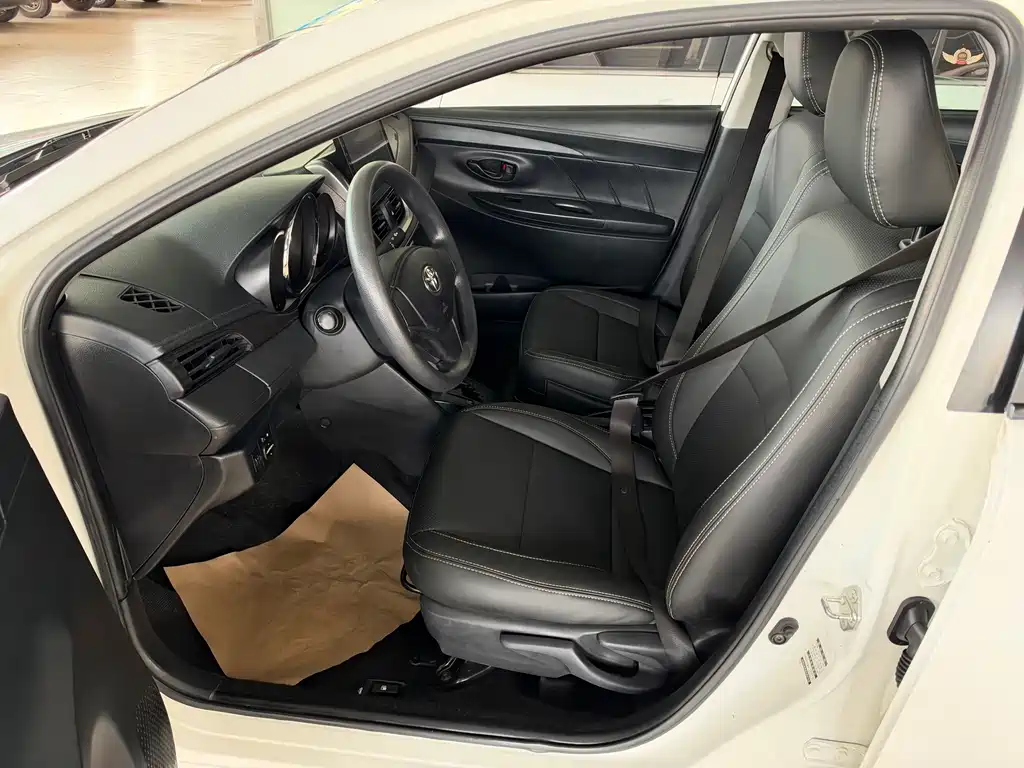 Toyota Vios — миниатюра 9