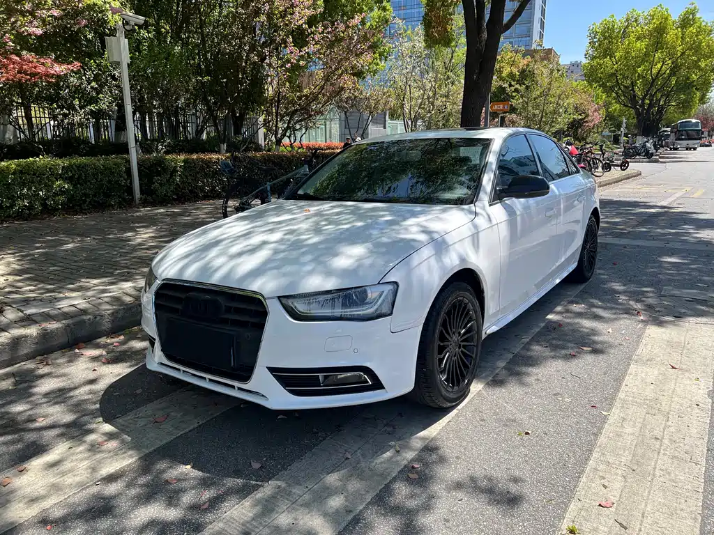 Audi A4L 2014