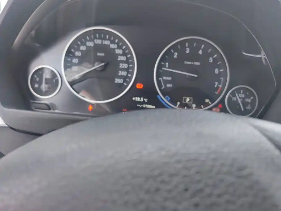 BMW 3 Series — миниатюра 14