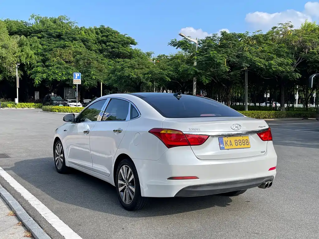 Hyundai Mistra — миниатюра 9
