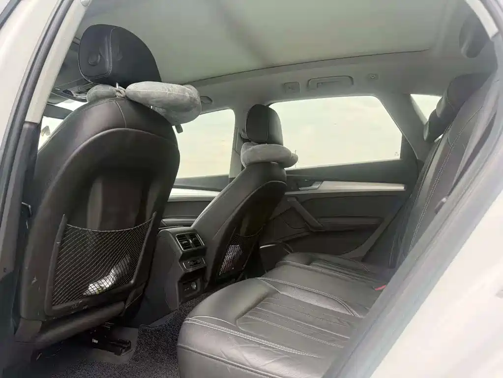 Audi Q5L — миниатюра 5