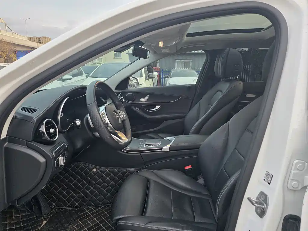 MERCEDES-BENZ C CLASS