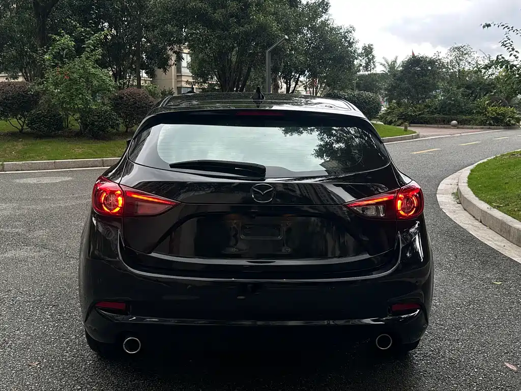 Mazda 3 Axela — миниатюра 5