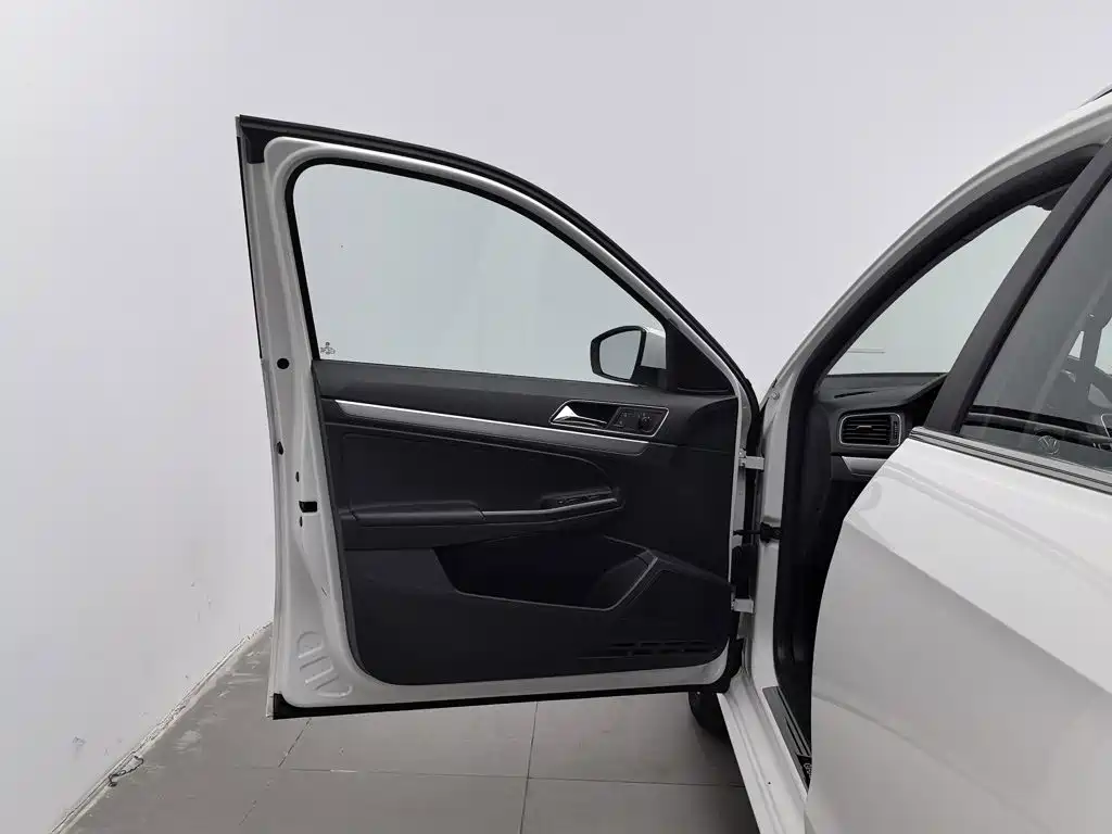 Volkswagen Gran Lavida — миниатюра 8