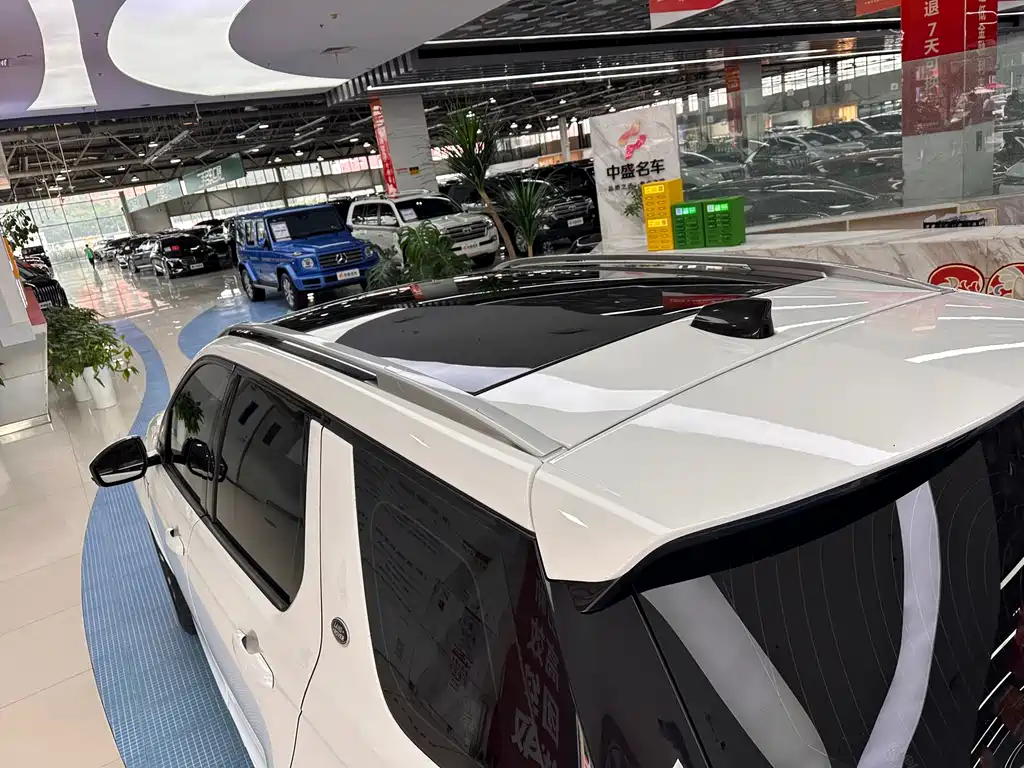 Land Rover Discovery Sport 2023 249PS R-Dynamic S