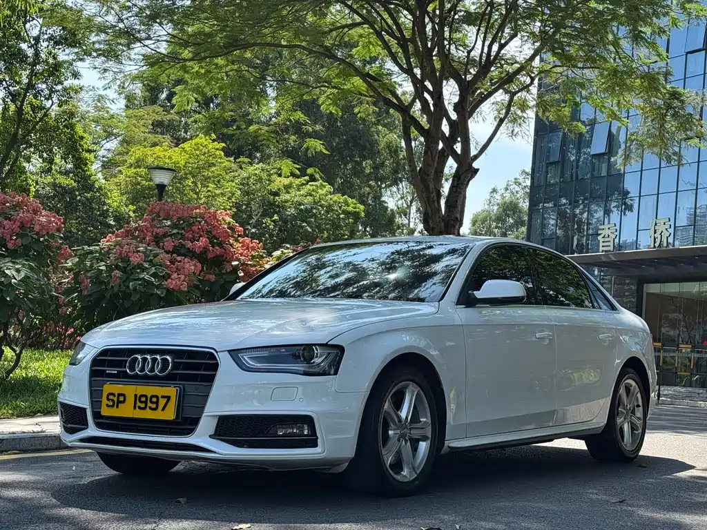 Купить Audi A4L