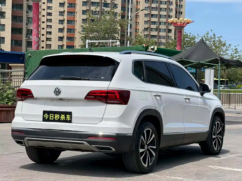 Volkswagen Tharu 2019 330TSI Luxury VI