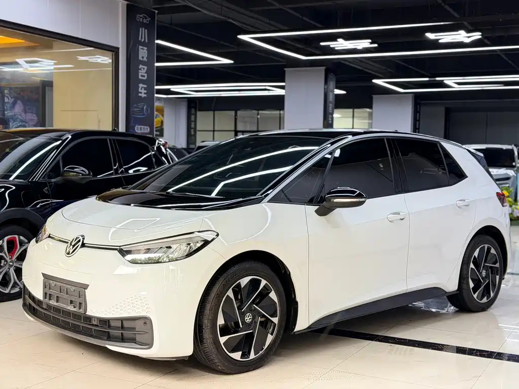 Volkswagen ID.3 2024 Outstanding Edition