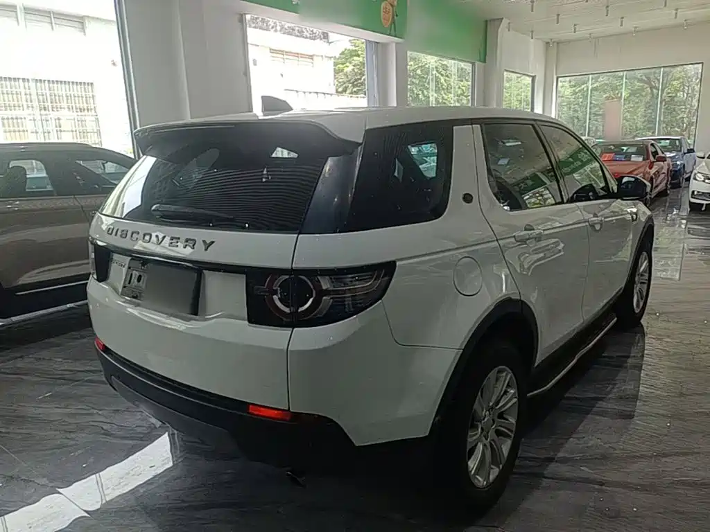 Land Rover Discovery Sport — миниатюра 7