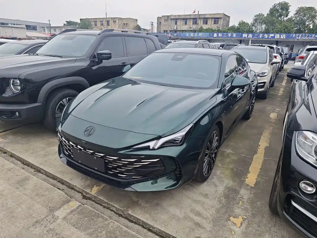 MG MG7