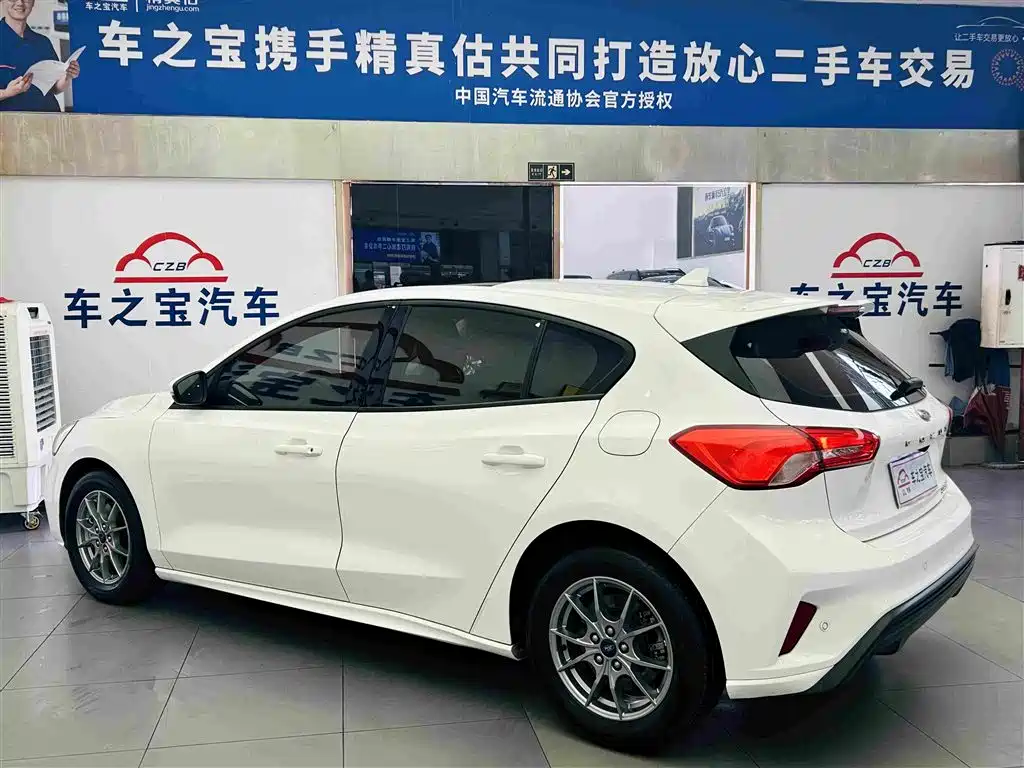 Ford Focus 2020 EcoBoost 180 AT