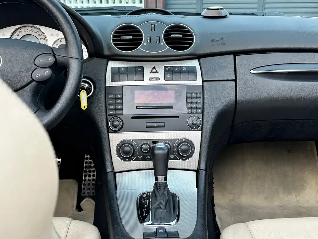 Mercedes-Benz CLK-Class — миниатюра 20