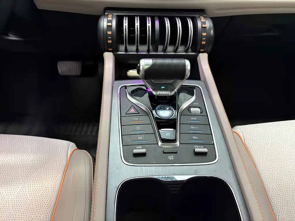 BYD Yuan Plus — миниатюра 14