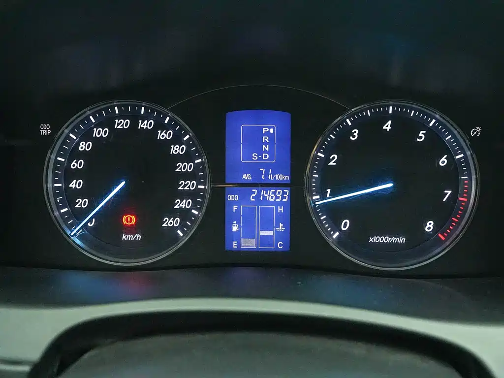 Toyota Reiz — миниатюра 23