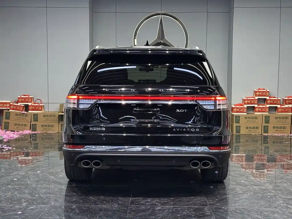 Lincoln Aviator — миниатюра 8