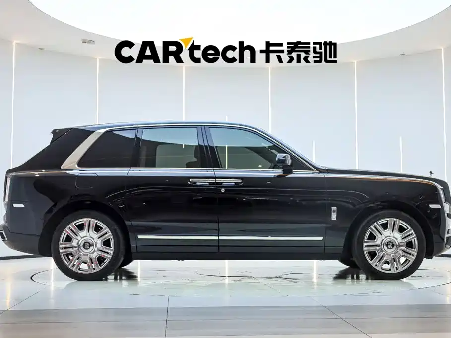 Rolls-Royce Cullinan — миниатюра 33