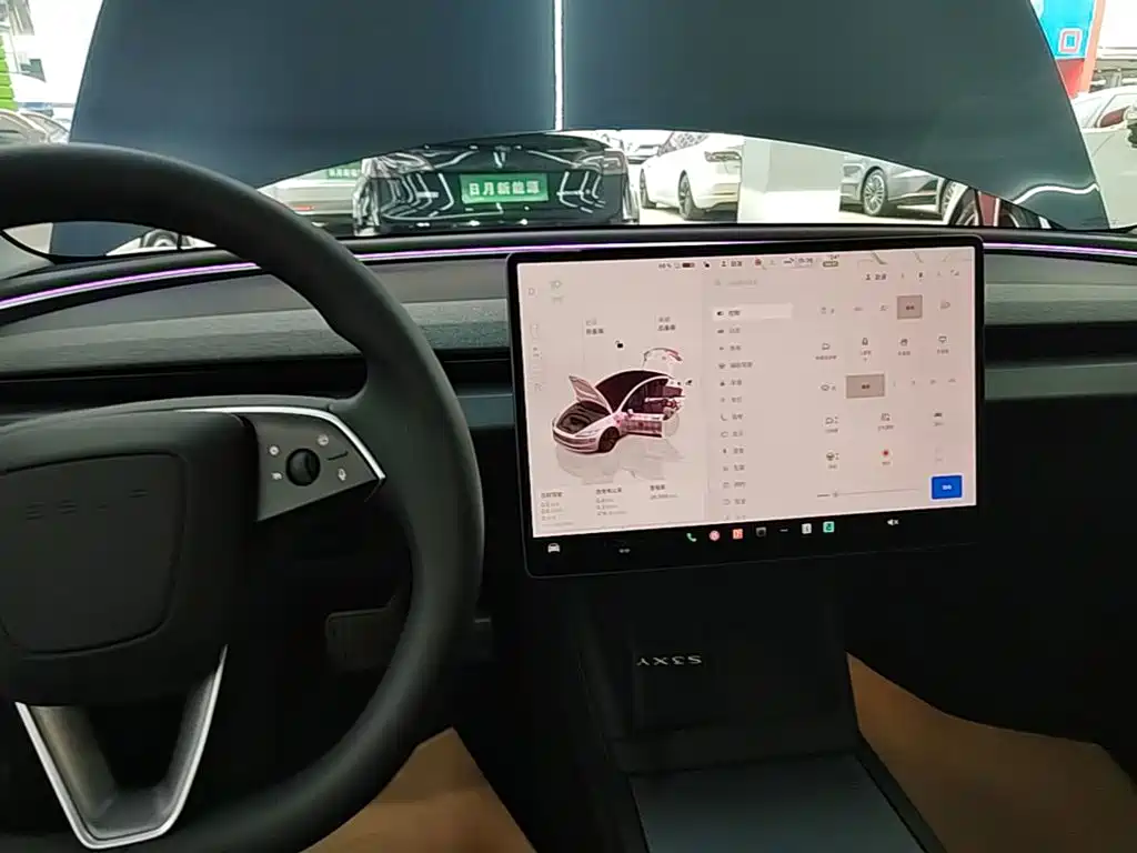 Tesla Model 3 — миниатюра 14