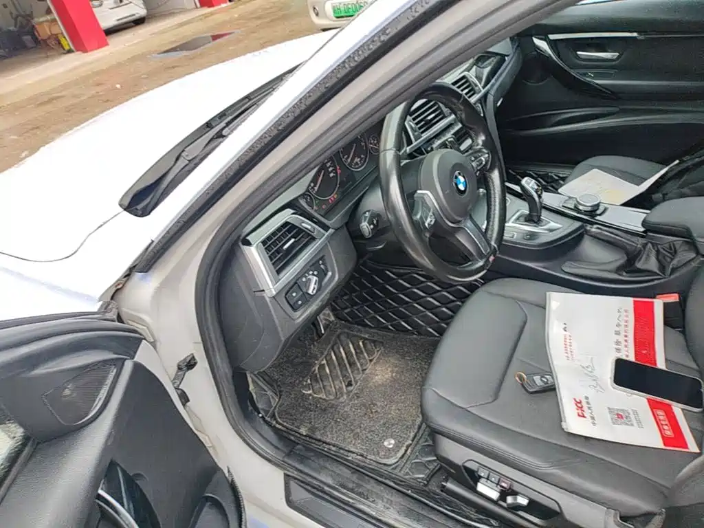 BMW 3 Series — миниатюра 16