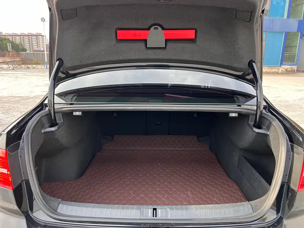 Volkswagen Magotan — миниатюра 15
