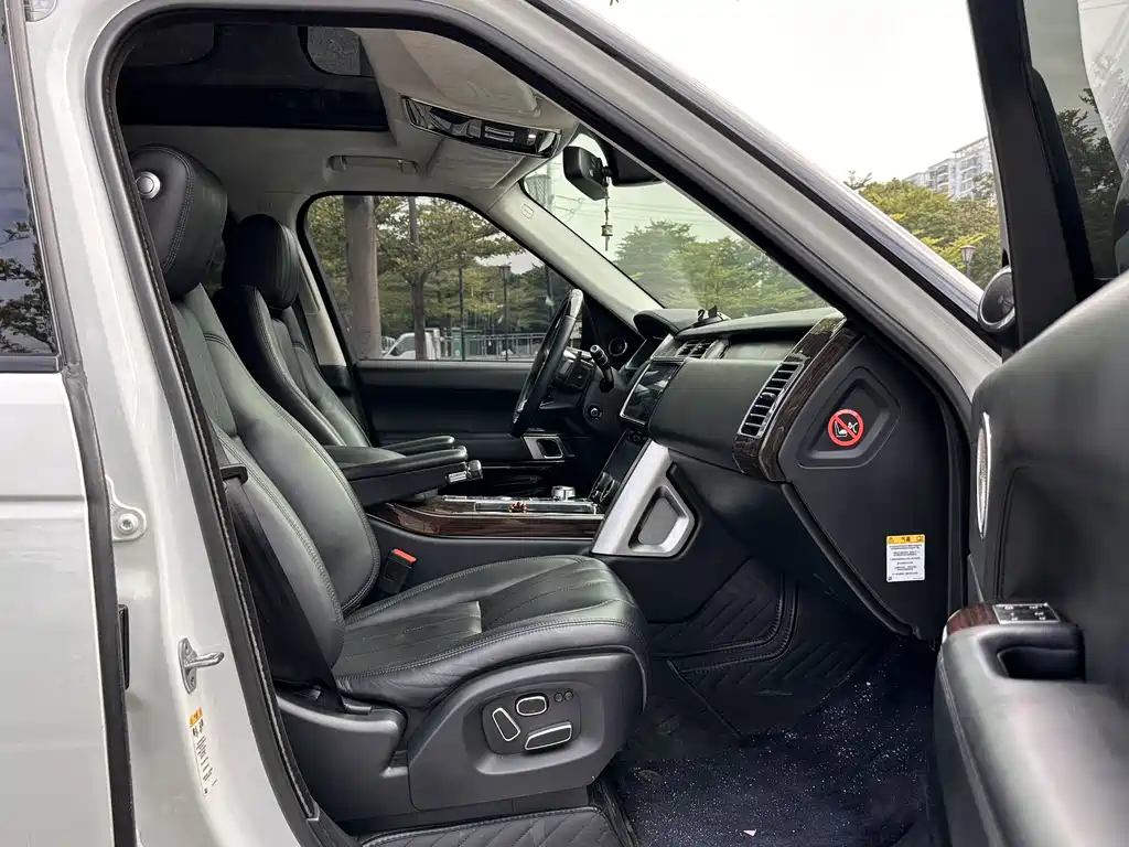 Land Rover Range Rover — миниатюра 15