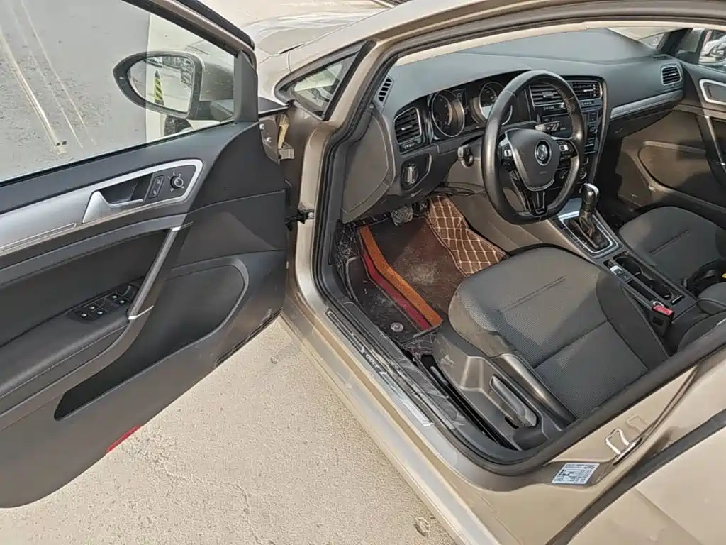 Volkswagen Golf — миниатюра 16