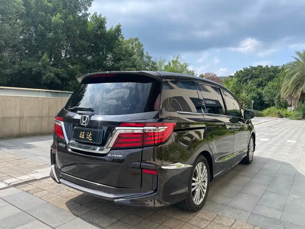 Honda Elysion — миниатюра 9