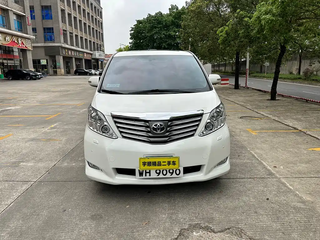 Toyota Alphard 2011 3.5L Luxury