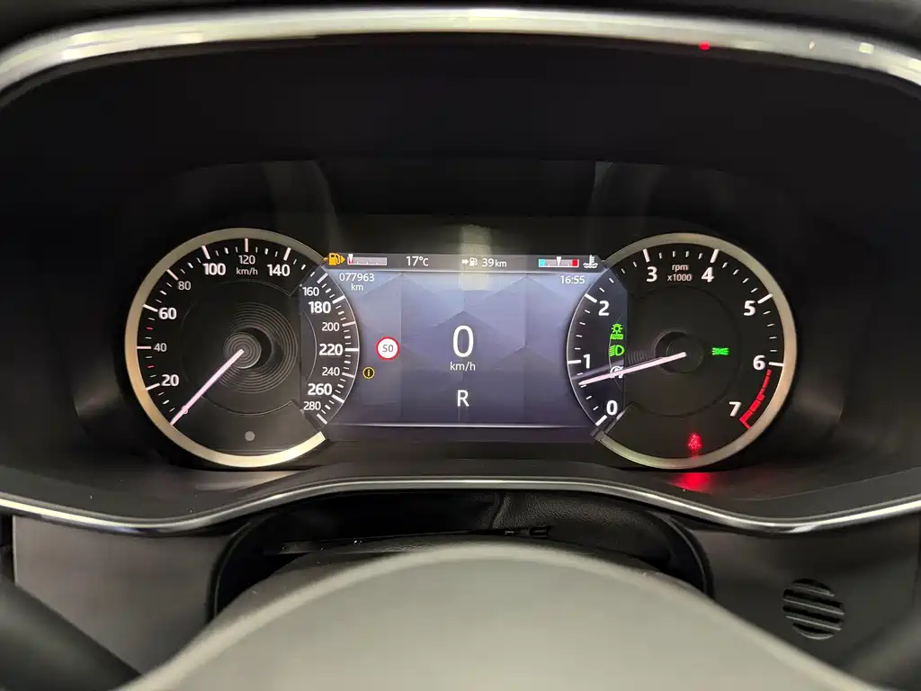 Jaguar F-PACE — миниатюра 14