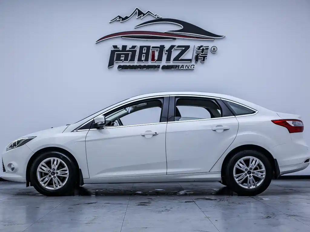Ford Focus 2012 1.6L AT Comfort