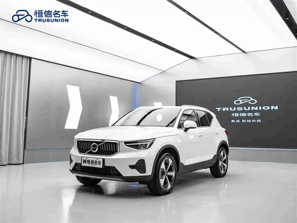 Volvo XC40 — миниатюра 3
