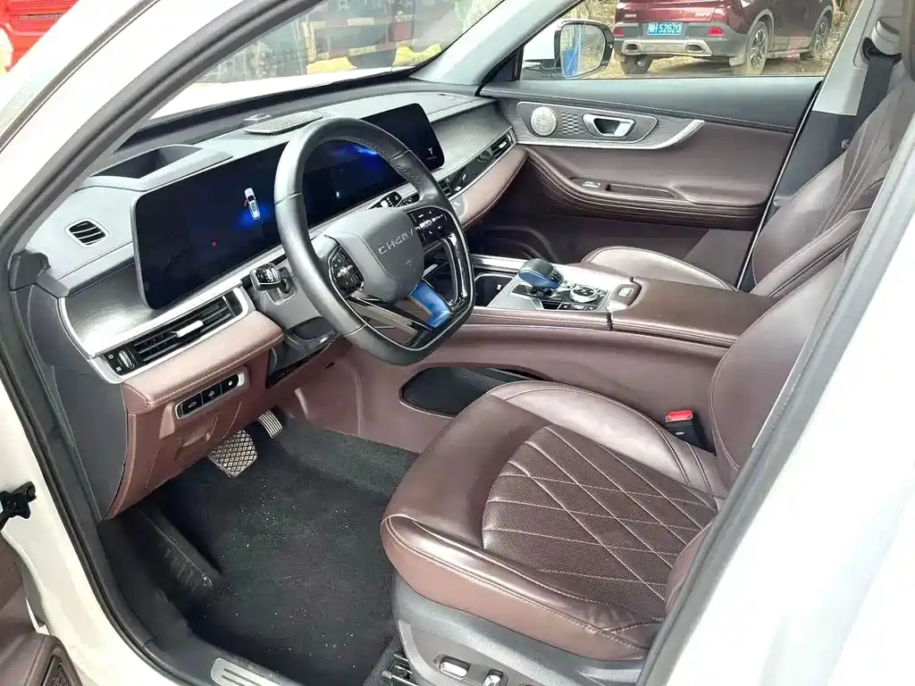 Chery Tiggo 8 PRO NEV — миниатюра 4