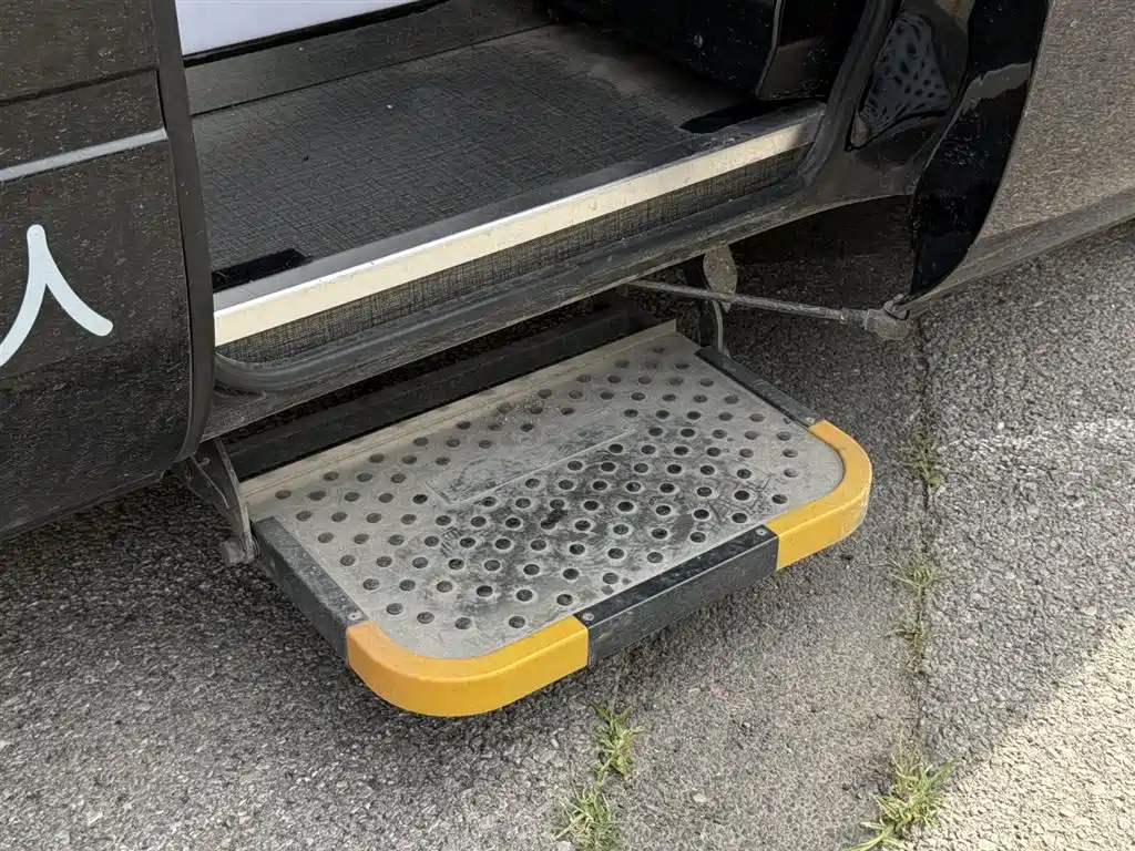 Toyota Coaster — миниатюра 43